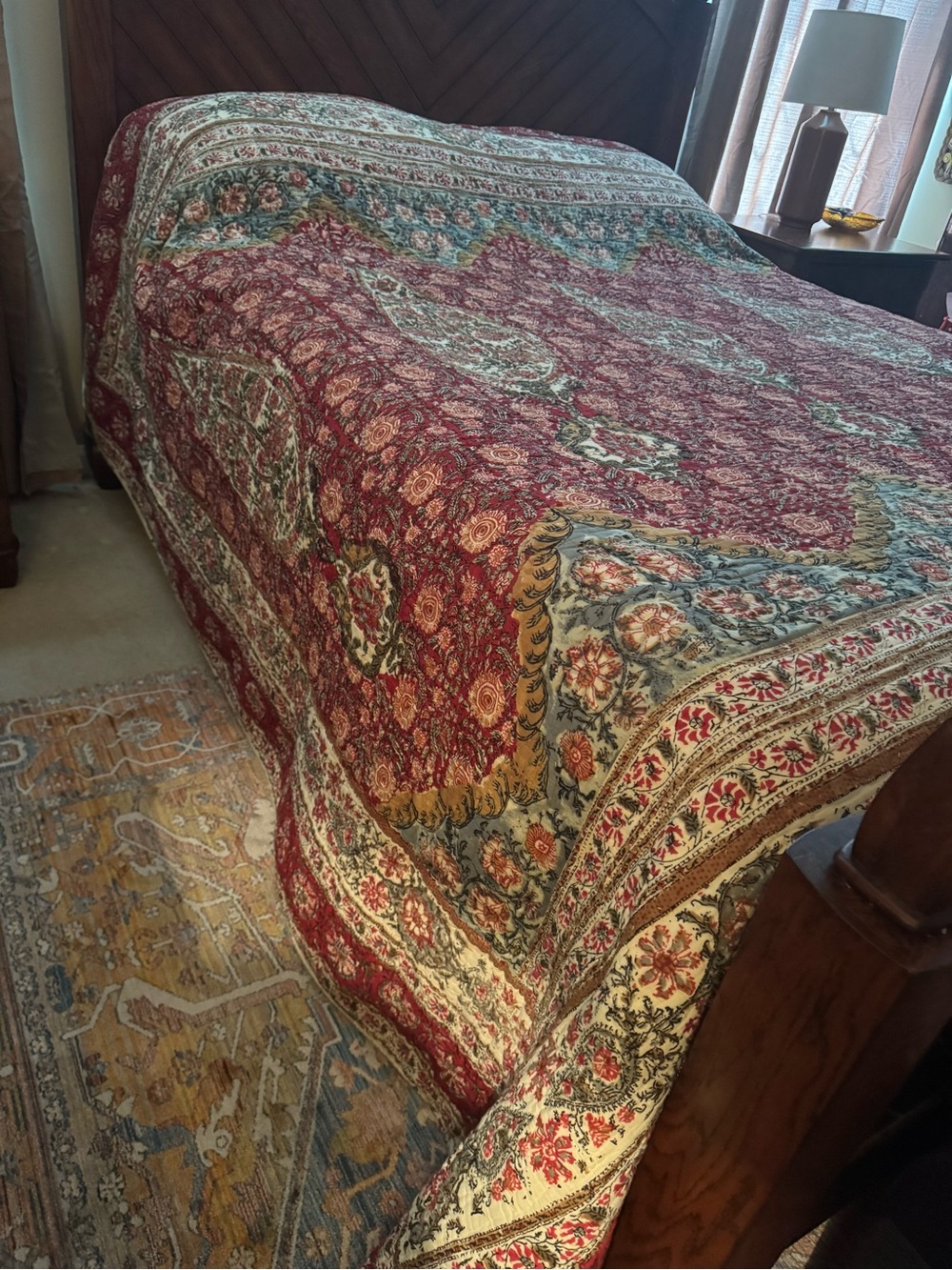 Pottery Barn King Red and Cream Floral Quilted Bedspread Set - Zarina - Picture 5 of 15
